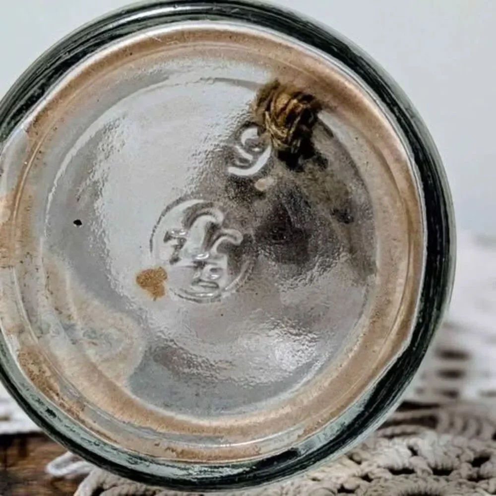 Vintage Eagle Glass Oil Lamp